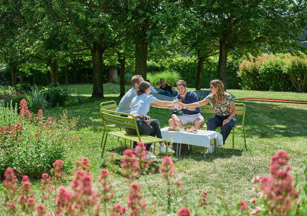 Photo of Others in Le Mesnil-Amelot