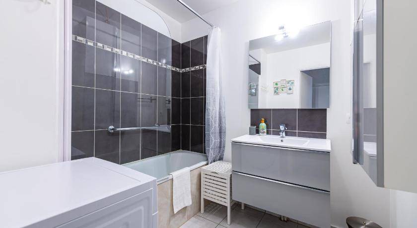 Photo of Bathroom in Serris