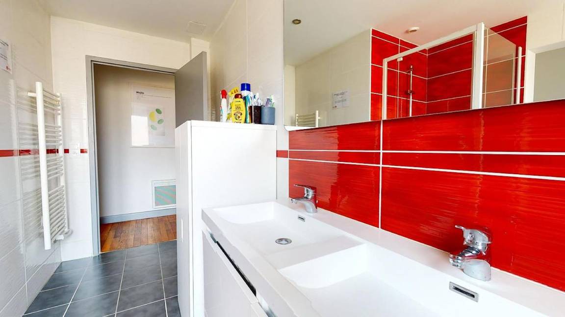 Photo of Bathroom in Amiens