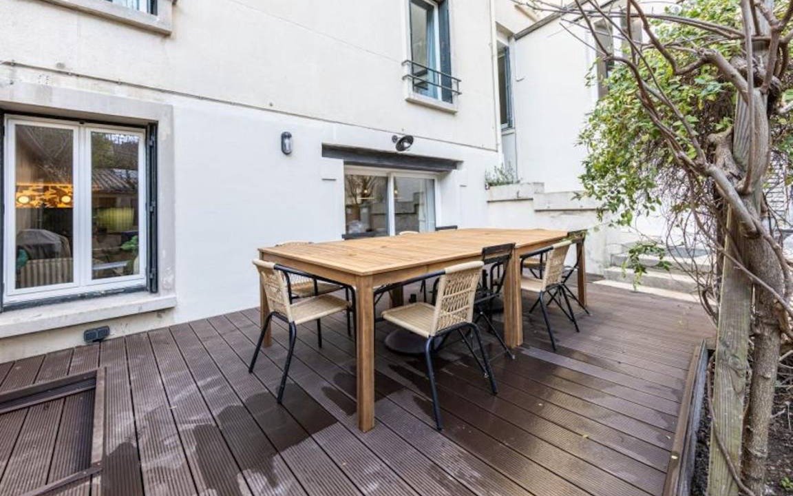Photo of Patio Balcony in Faubourg de l'Arche