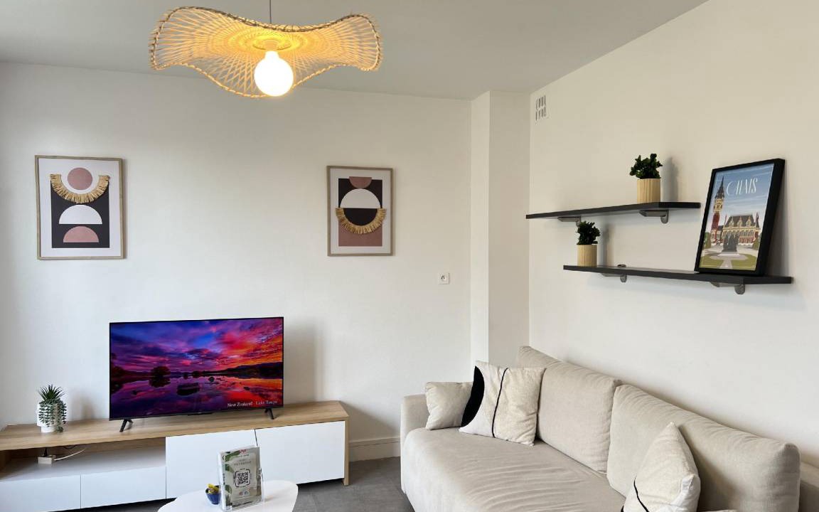 Photo of Livingroom in Calais City Center