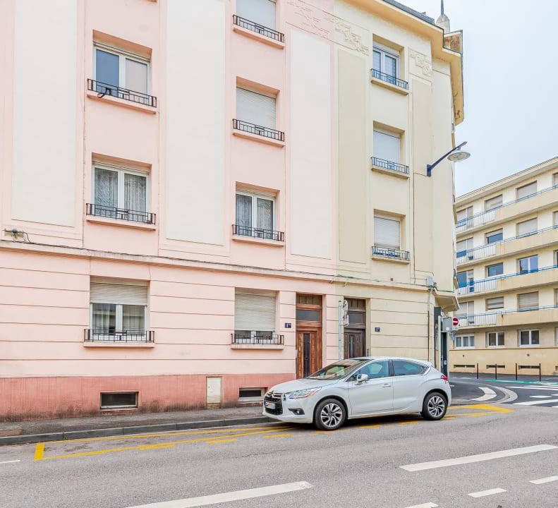 Photo of Buildings in Sablon