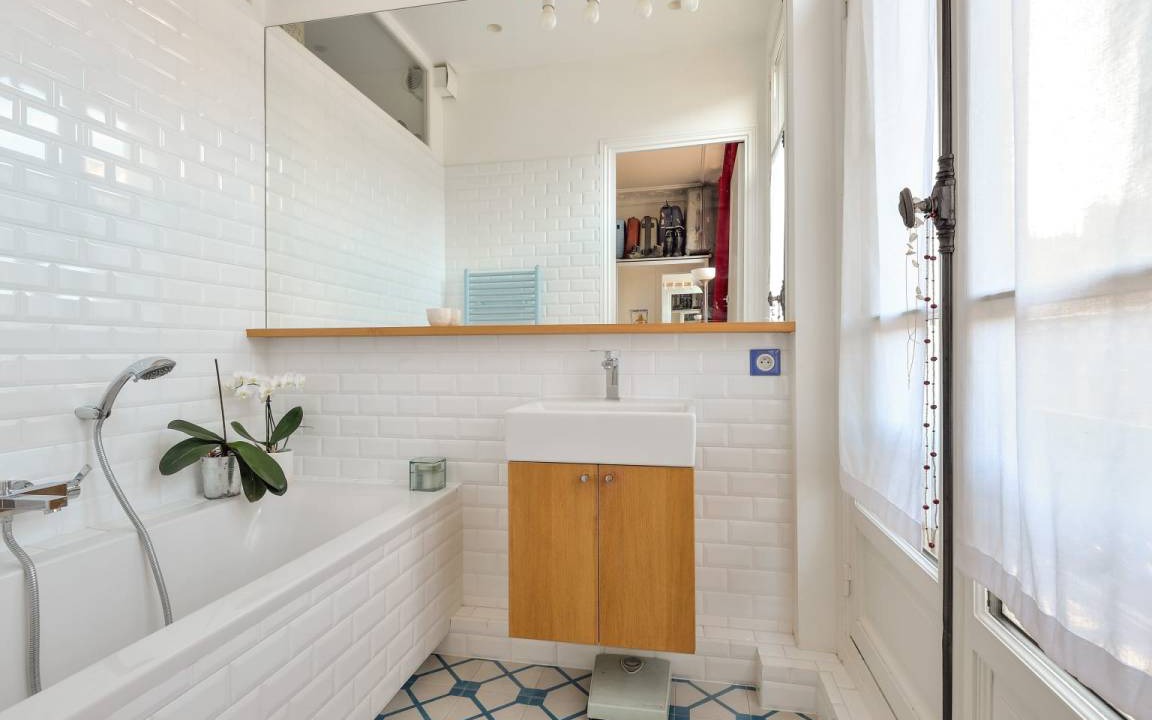 Photo of Bathroom in Quartier de la Salpetriere