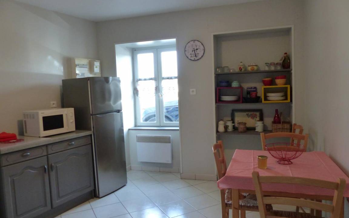 Photo of Kitchen in Louchy-Montfand