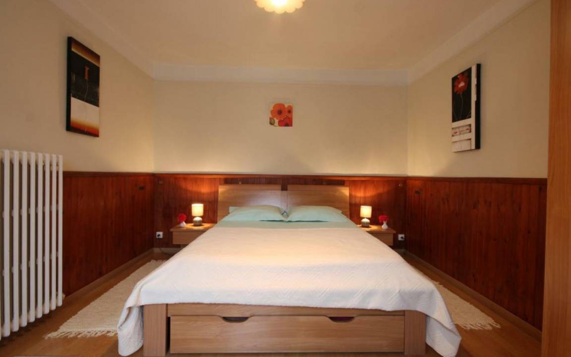 Photo of Bedroom in Boischampre