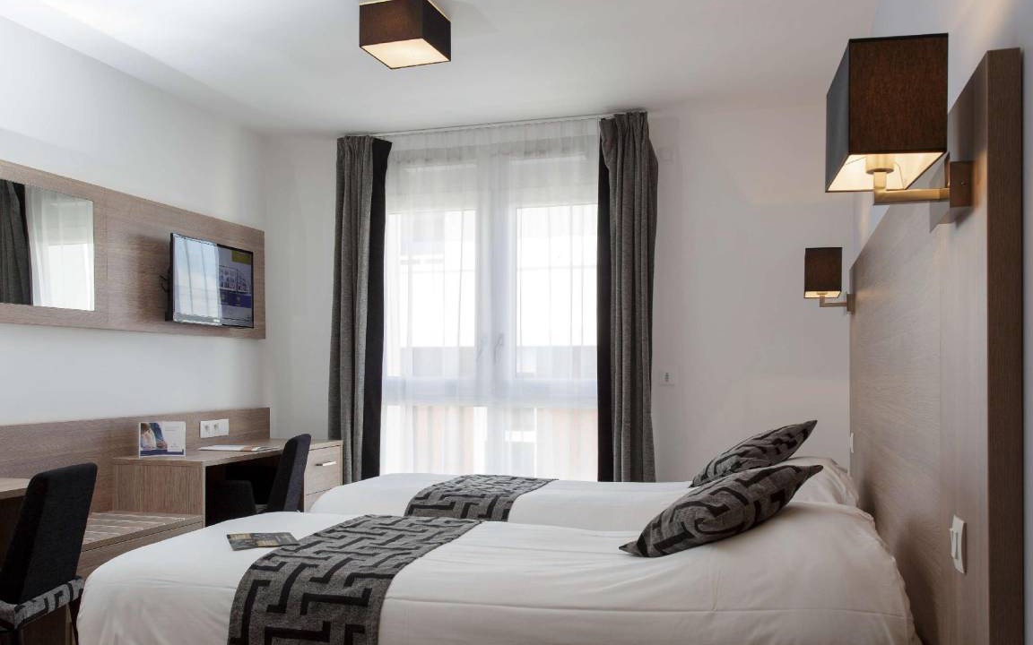 Photo of Bedroom in Palaiseau