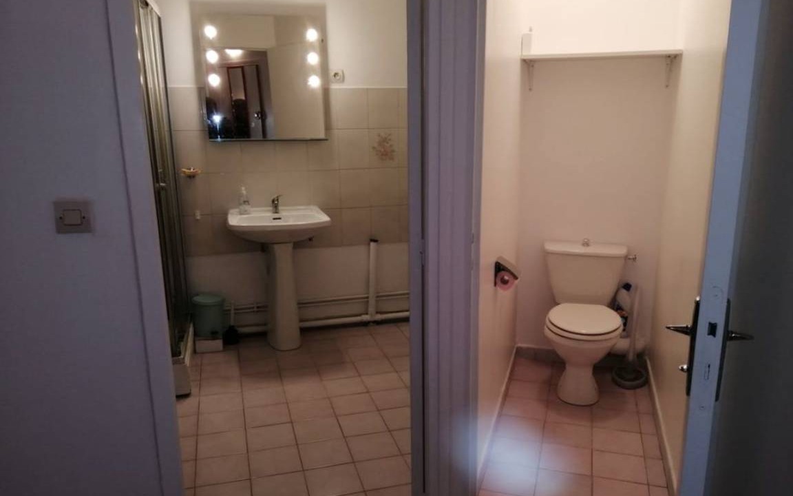 Photo of Bathroom in Bobigny