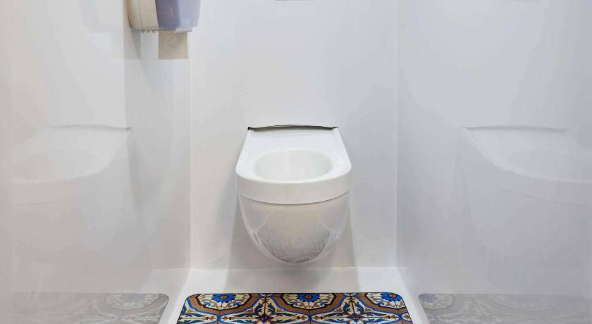 Photo of Bathroom in Les Ulis