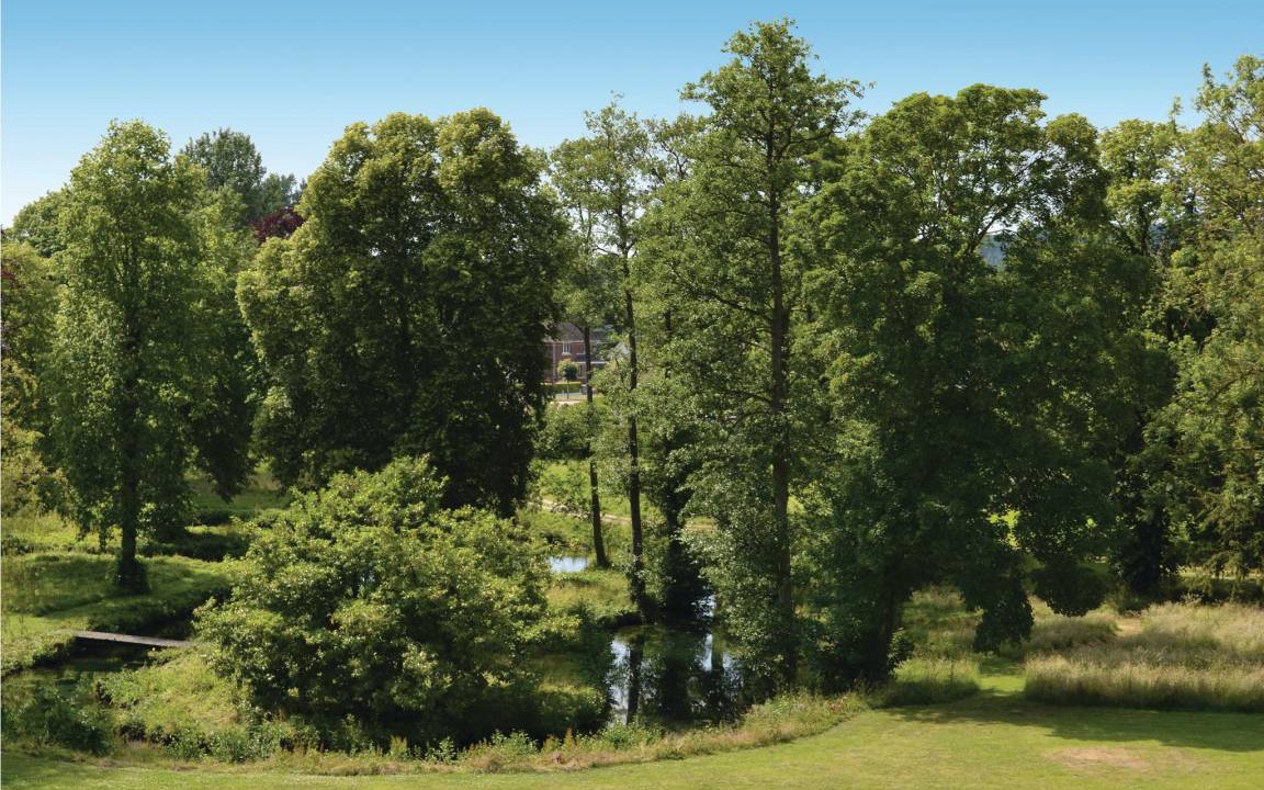 Photo of Others in Marconne