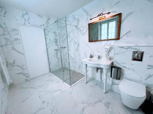 Photo of Bathroom in Moliens