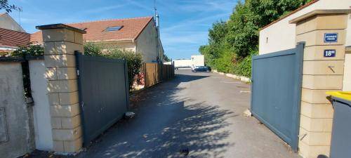 Photo of Others in Moussy-le-Neuf