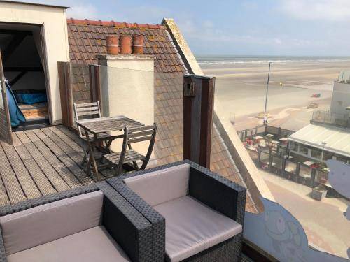 Photo of Patio Balcony in Bray-Dunes