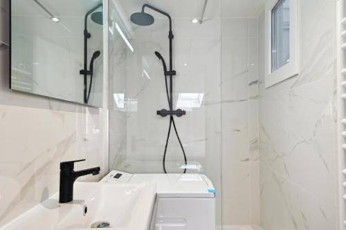 Photo of Bathroom in Arpajon