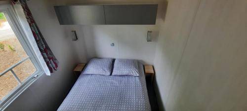 Photo of Bedroom in Saint-Cheron