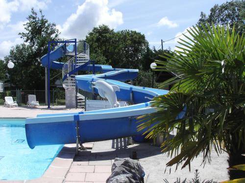 Photo of Outdoor in Saint-Quentin-en-Tourmont