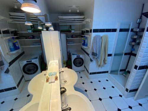 Photo of Bathroom in Auvernaux
