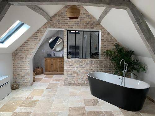 Photo of Bathroom in Lacroix-Saint-Ouen