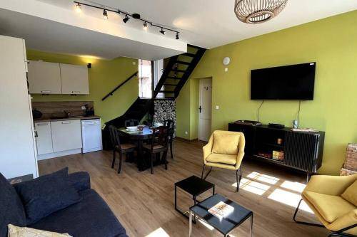 Photo of Livingroom in Arry