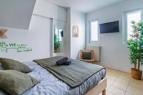 Photo of Livingroom in Saint-Cyr-l'Ecole