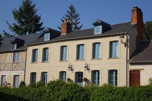 Photo of Buildings in Le Bec-Hellouin