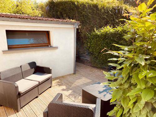 Photo of Patio Balcony in Saint-Quentin-en-Tourmont