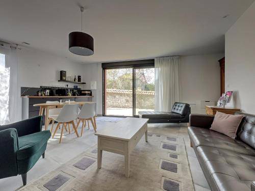 Photo of Livingroom in Courcelles-Sapicourt
