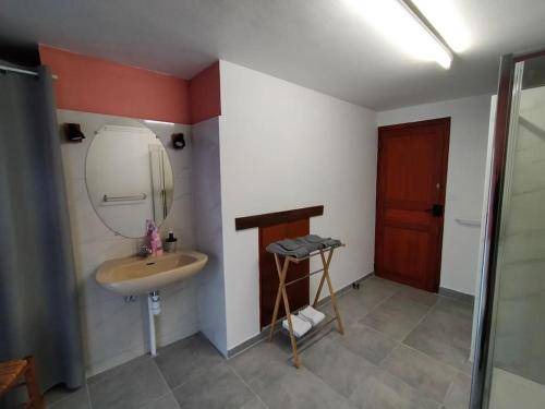 Photo of Bathroom in Santeuil