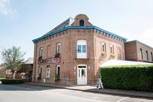 Photo of Buildings in Vervins