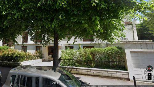 Photo of Others in La Varenne Saint-Hilaire
