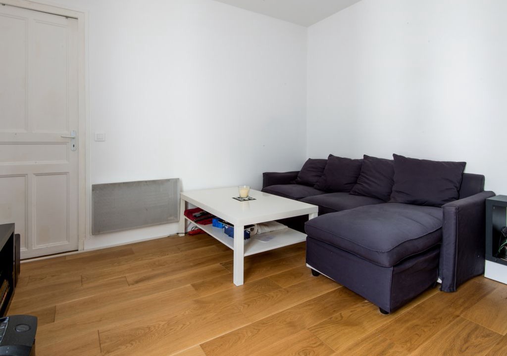Photo of Livingroom in Republique–Point-du-Jour