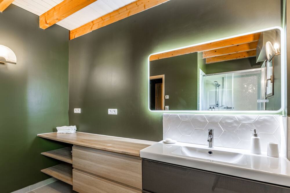 Photo of Bathroom in Goupillieres