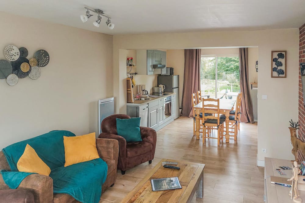 Photo of Bedroom in Longueville