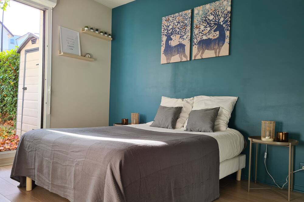 Photo of Bedroom in Sartrouville