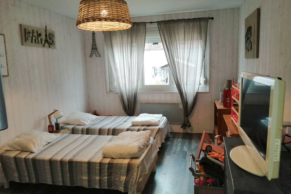 Photo of Bedroom in Brexent-Enocq