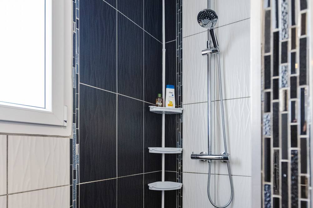 Photo of Bathroom in Camiers