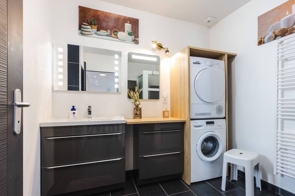 Photo of Bathroom in Camiers