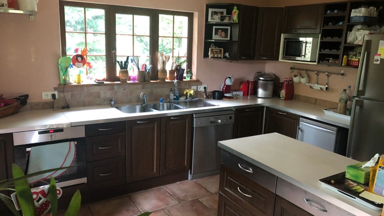 Photo of Kitchen in Saint-Sauveur-en-Puisaye