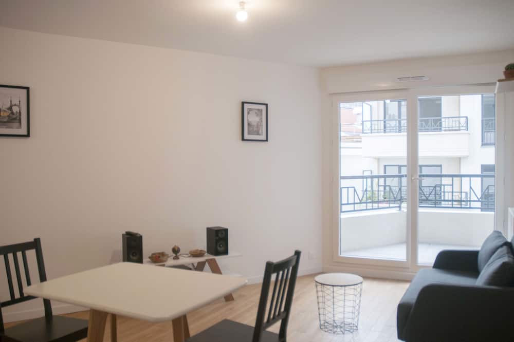 Photo of Livingroom in Saint-Ouen