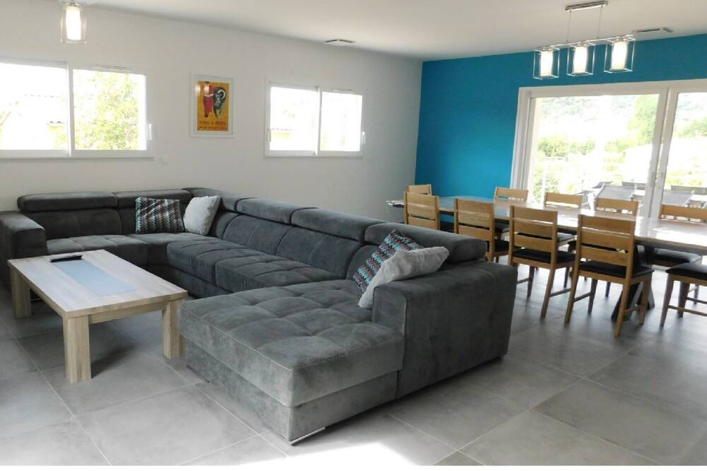 Photo of Livingroom in Saint-Sauveur-de-Cruzieres