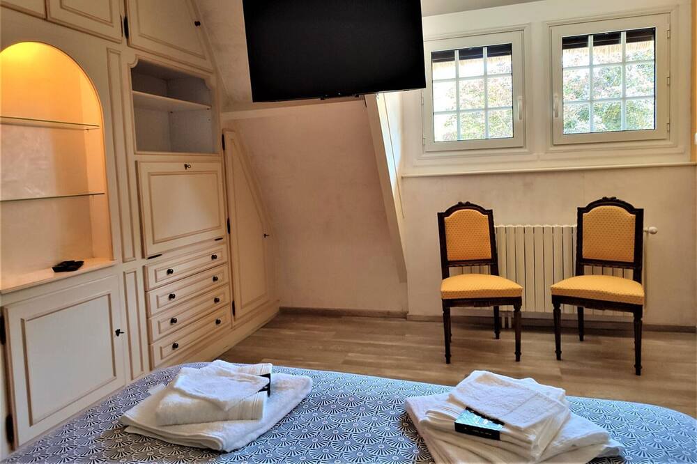 Photo of Bedroom in Ellecourt