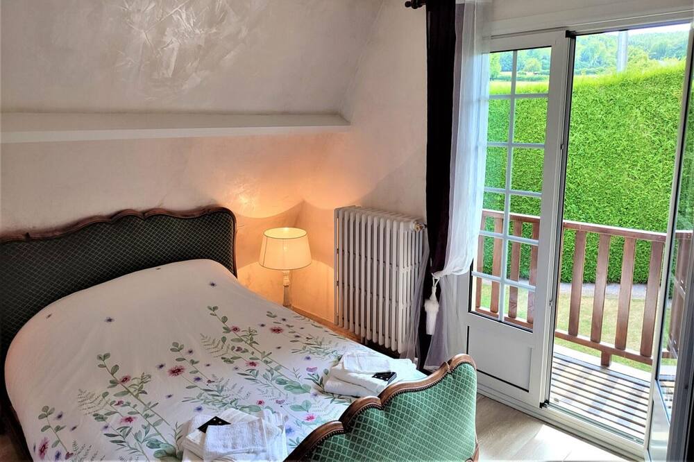 Photo of Bedroom in Ellecourt
