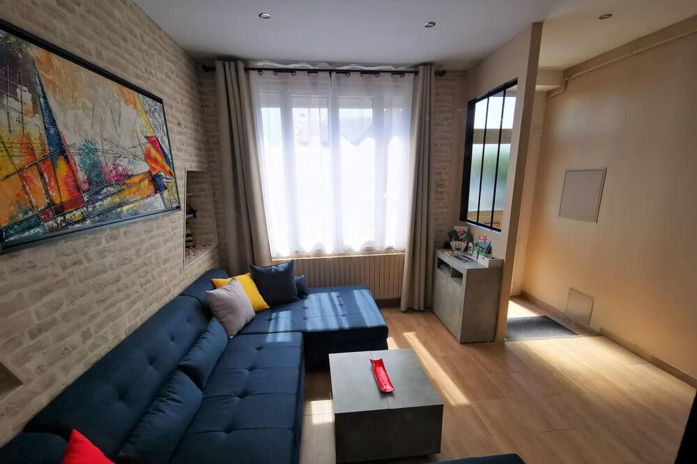 Photo of Livingroom in Saint-Valery-en-Caux