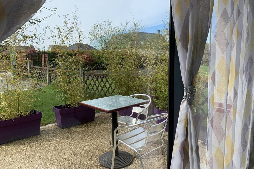 Photo of Patio Balcony in Octeville-sur-Mer