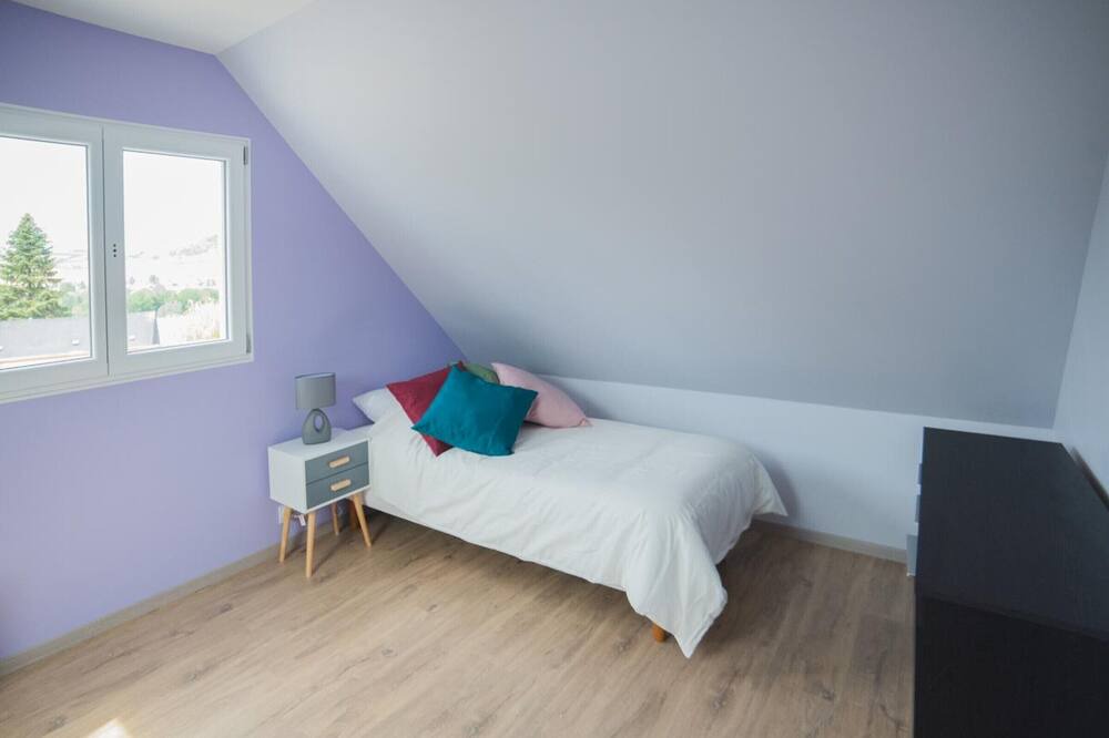 Photo of Bedroom in Neufchatel-en-Bray