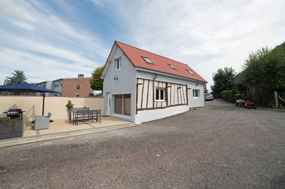 Photo of Outdoor in Neufchatel-en-Bray