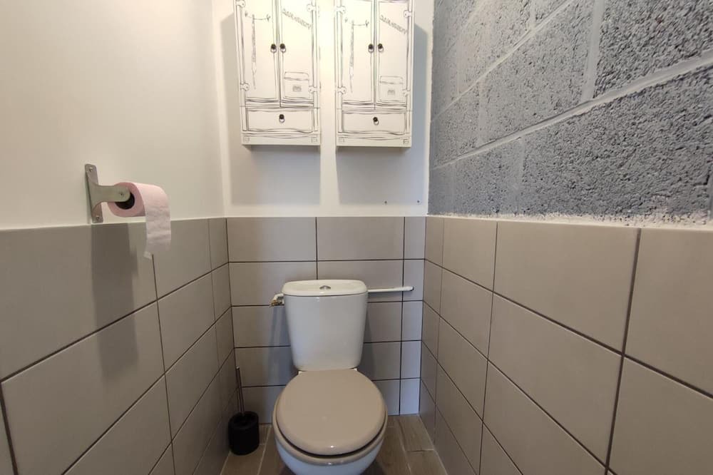 Photo of Bathroom in Ventes-Saint-Remy