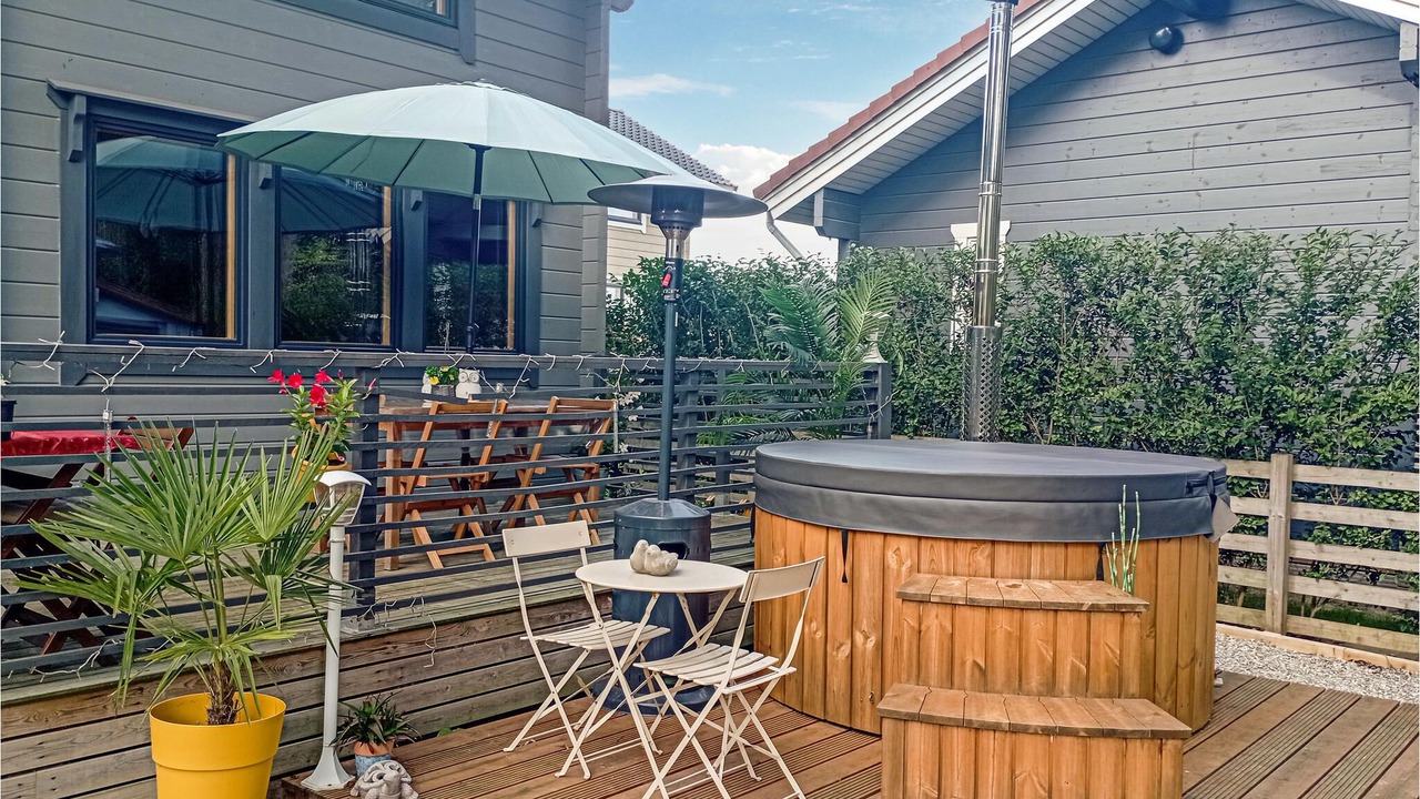 Photo of Outdoor in Bourbourg