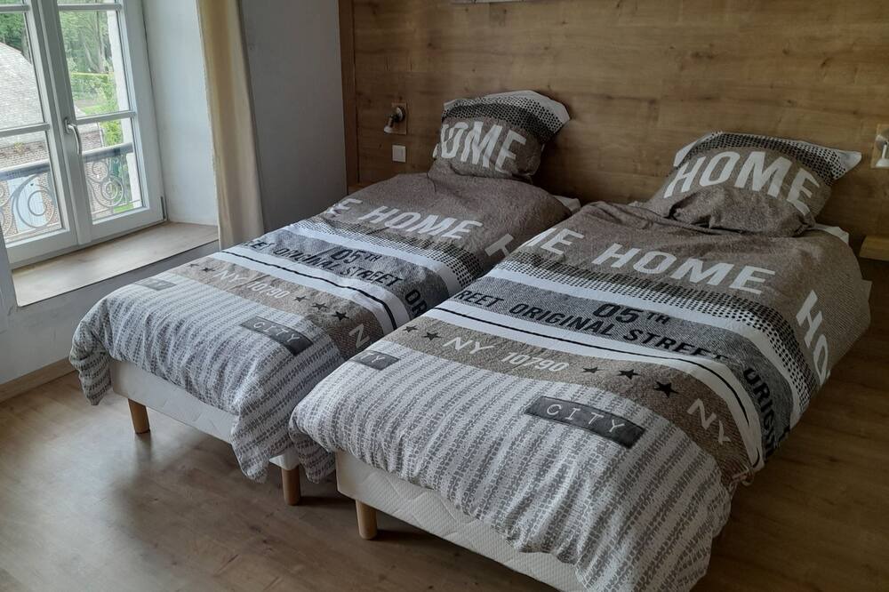 Photo of Bedroom in Aubenton
