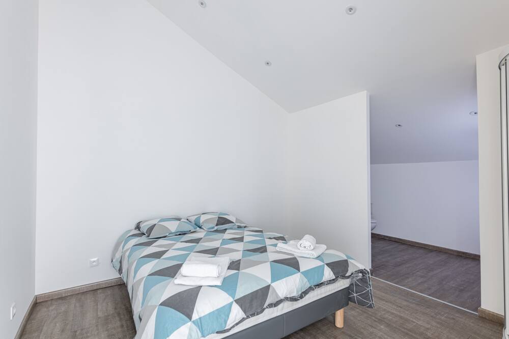 Photo of Bedroom in Jumieges