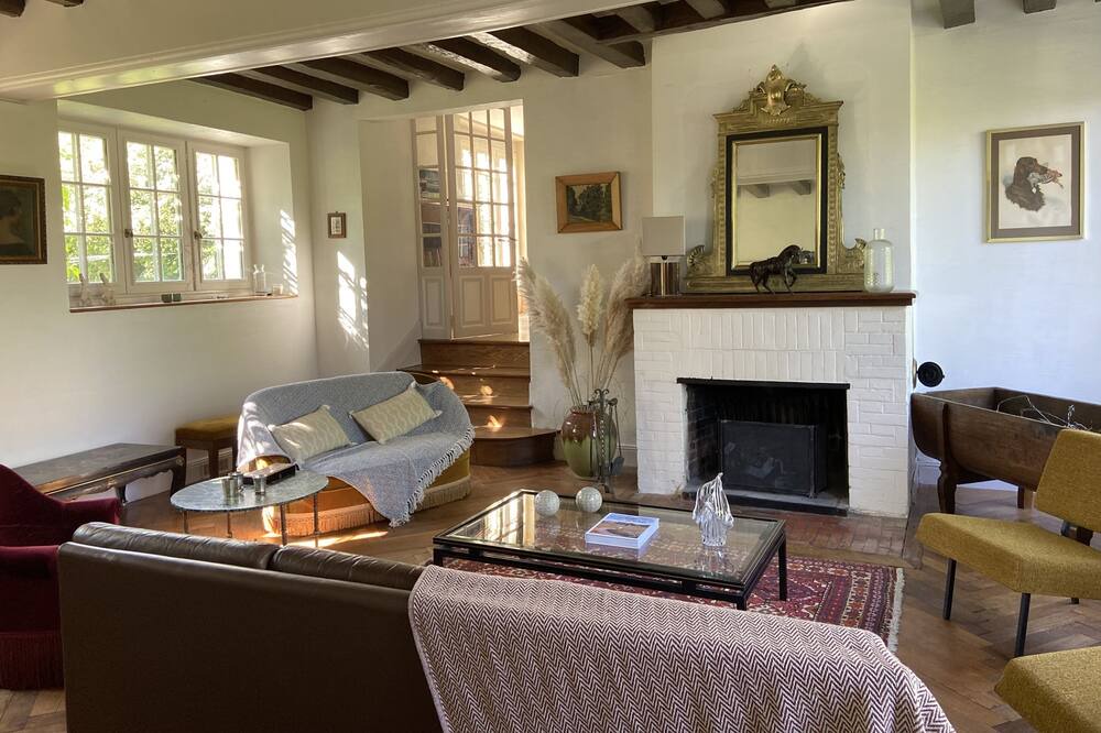 Photo of Livingroom in Chateau-Renard